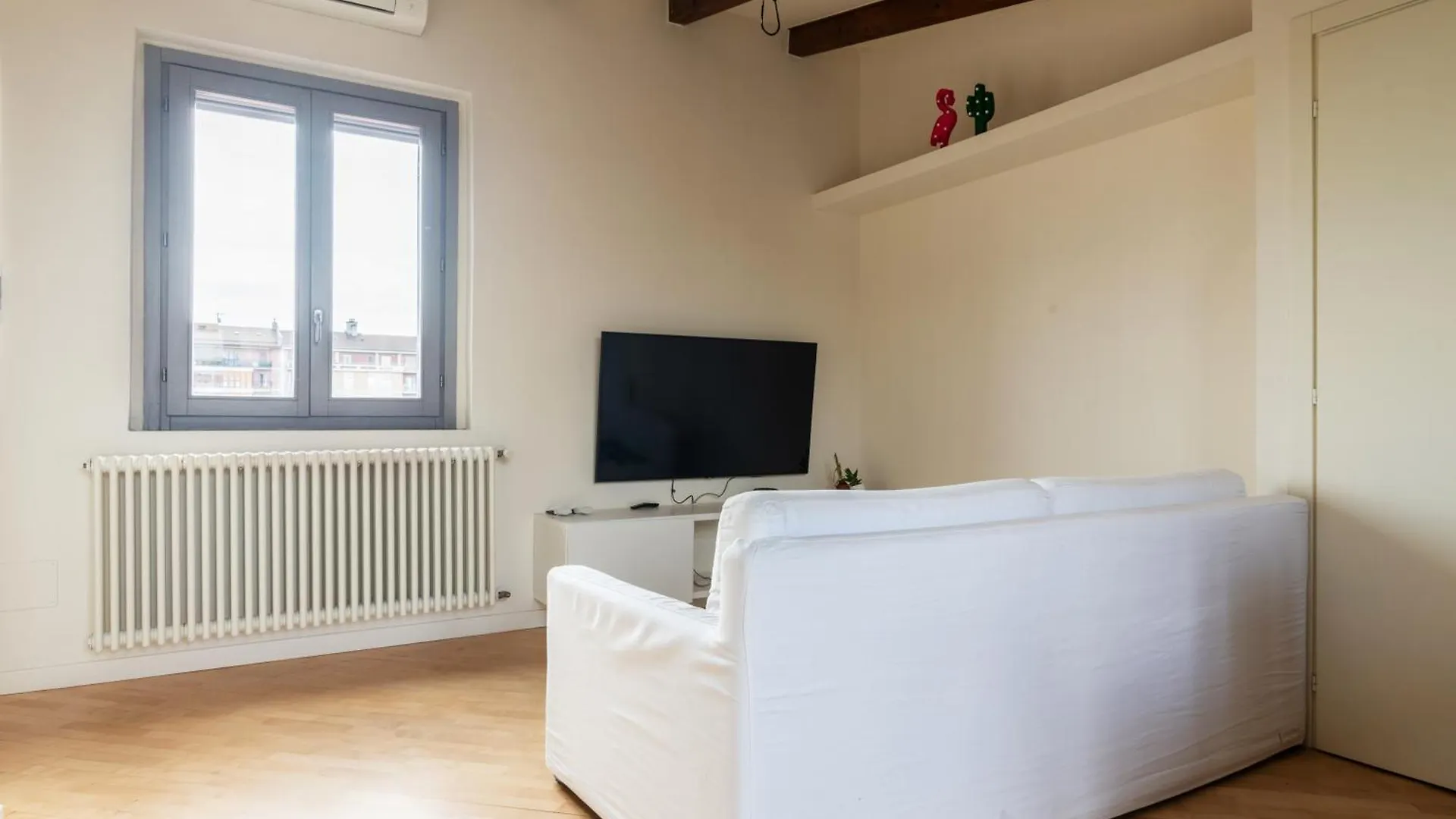 Bilocale In Ottima Posizione: Tra Centrale E Lima Milan Apartment